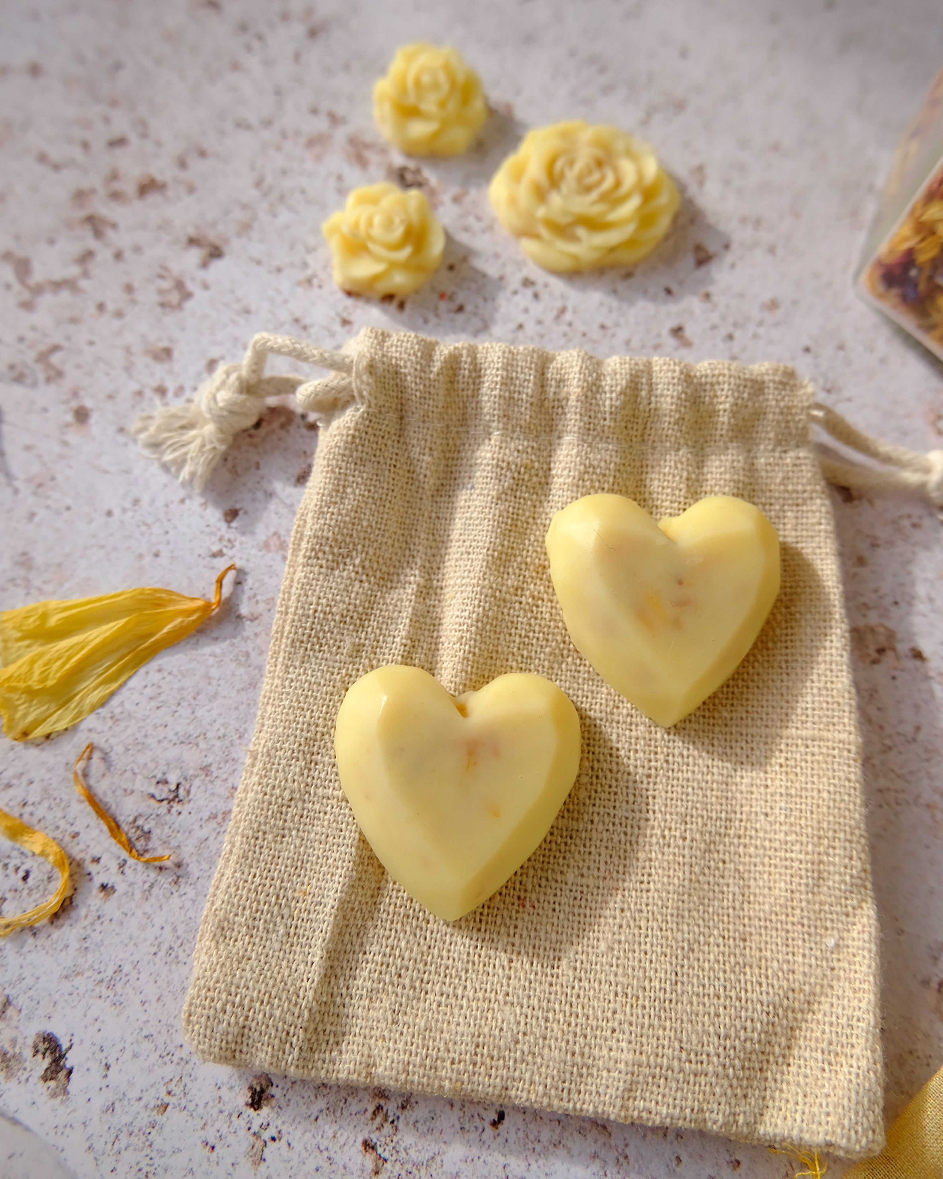 herbal bath melts for relaxing, healing using calendula